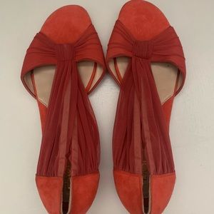 Gorgeous Fendi flats never worn!